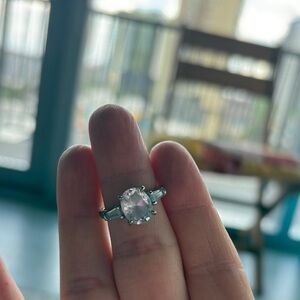 Sterling Silver 925 stamped ring size 7 with clear oval gemstone design